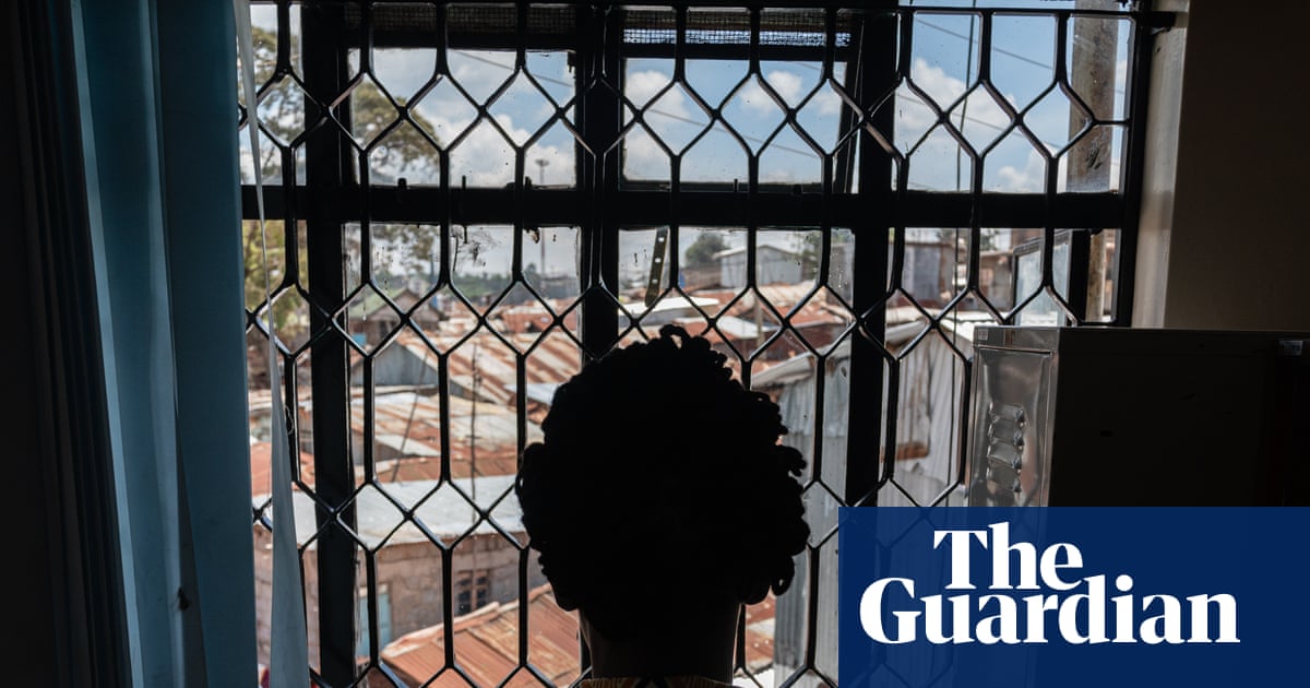 ქალთა და გოგონათა უფლებები შეტევის ქვეშ: გლობალური ჯანდაცვის გამოწვევები 2025 წელს