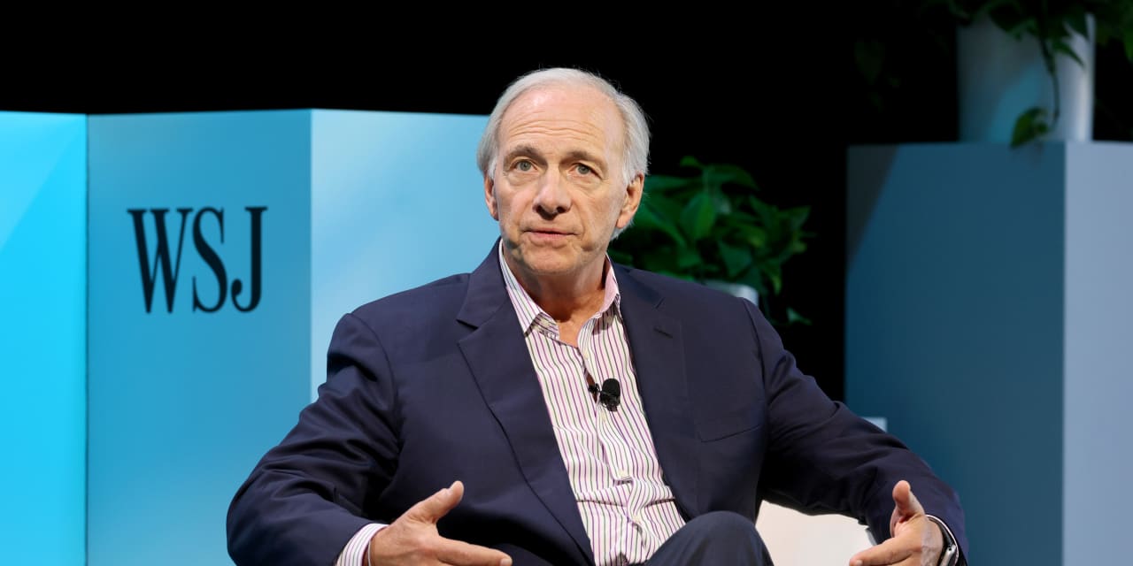 რეი დალიო „ტრამპის ანგარიშების“ ინიციატივის მხარდამჭერთა რიგებს შეუერთდა