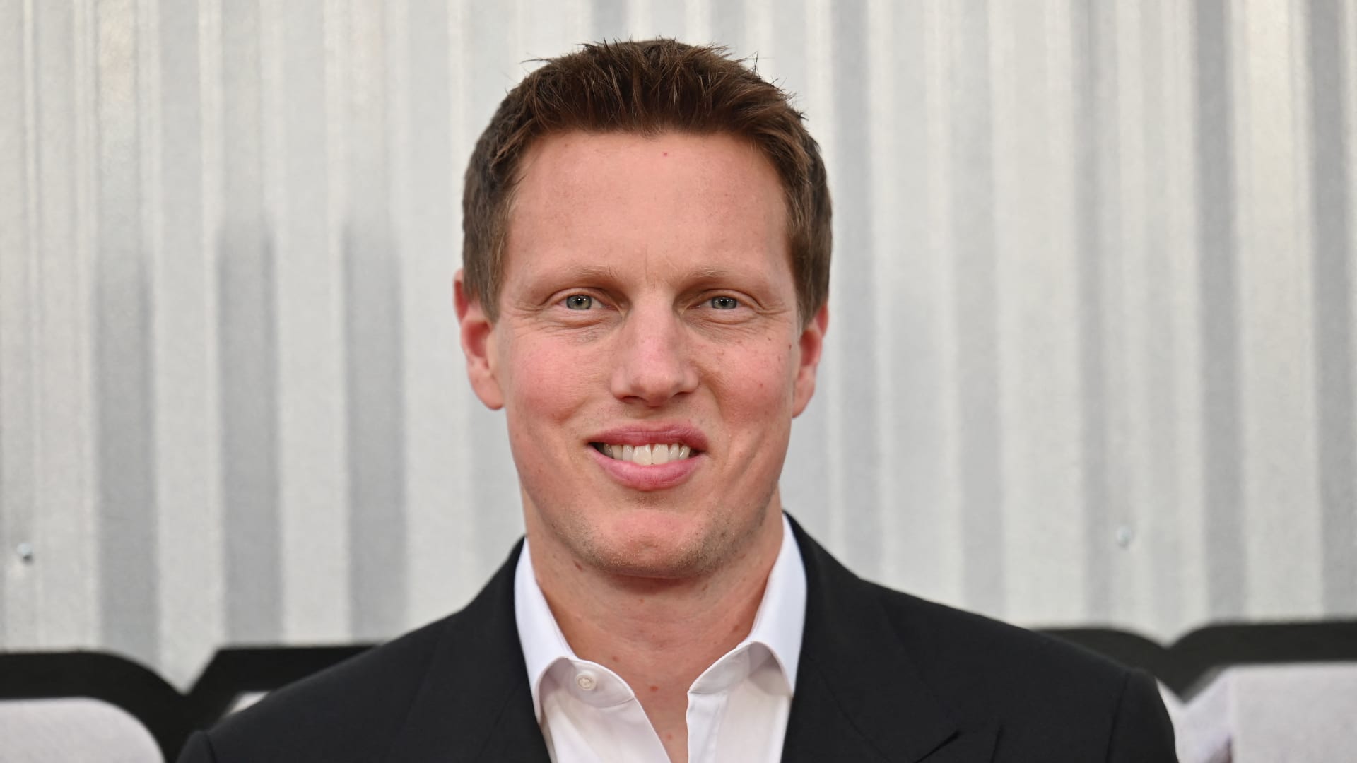 Paramount Skydance-მა WBD-ის შეთავაზებაში ლარი ელისონის მხარდაჭერა დაადასტურა