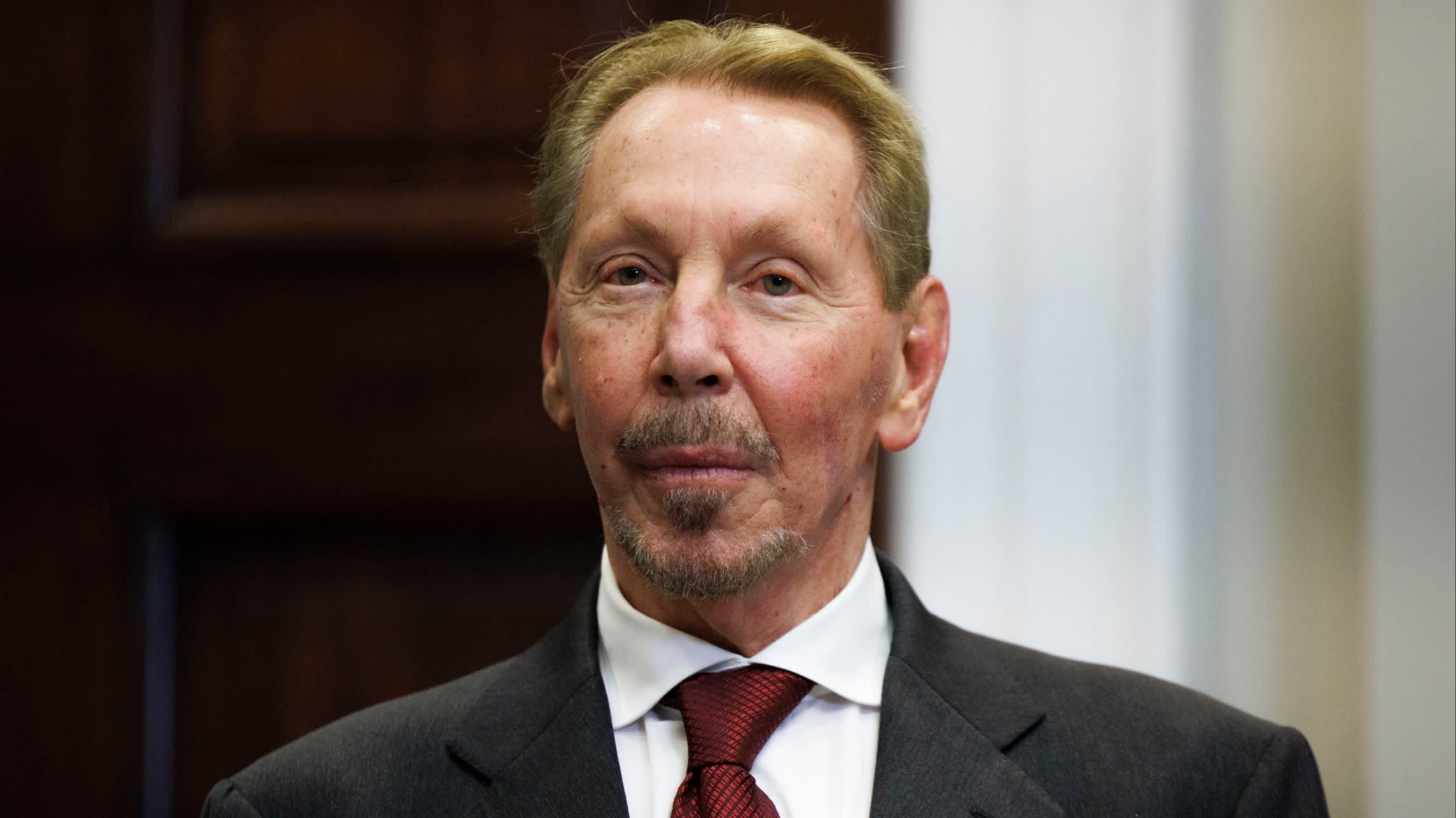 ლარი ელისონის $40-მილიარდიანი მხარდაჭერა Warner Bros Discovery-ის შეთავაზებას: მედიაინდუსტრიის ახალი ეტაპი?